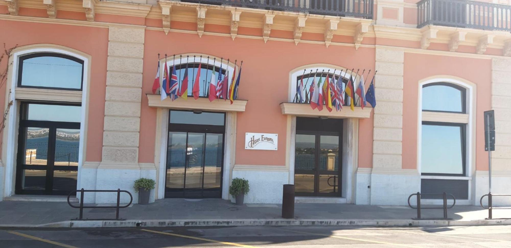 Hotel Europa Taranto Exteriör bild
